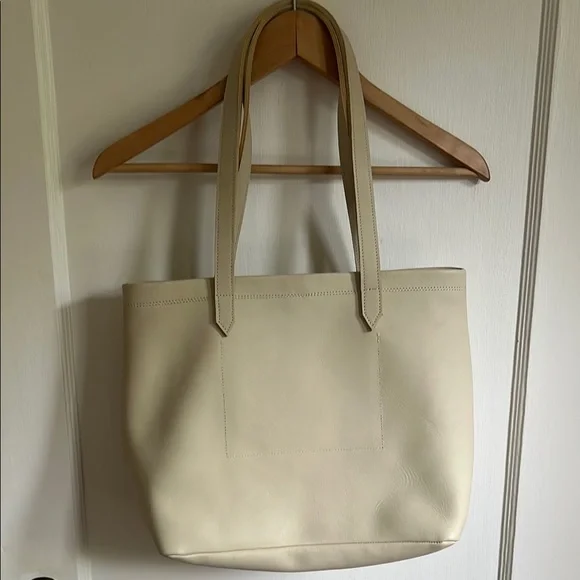 Boutonné Leather Tote - Picture 2 of 14
